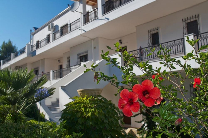 Imagen general del Hotel Marialice Apartments, Dassia. Foto 12