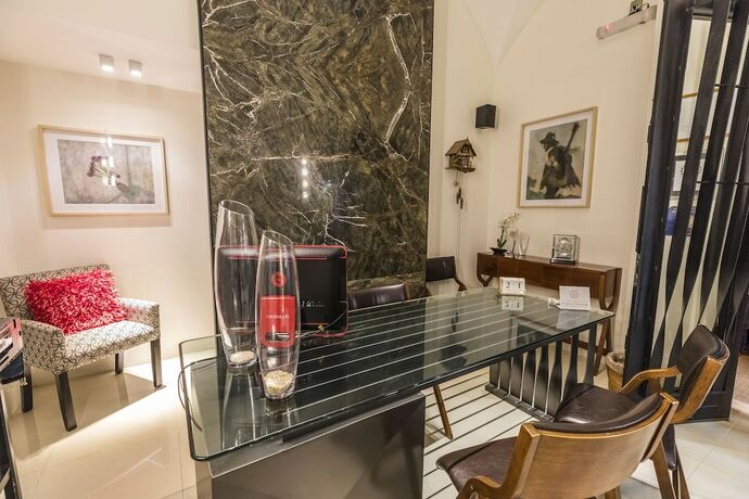 Imagen general del Hotel Marialicia Suites. Foto 7