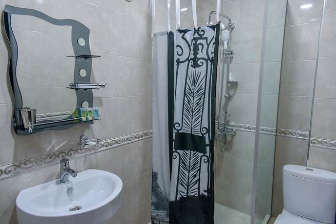 Imagen de la habitación del Hotel Marialuis. Foto 5