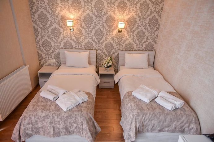 Imagen de la habitación del Hotel Marialuis. Foto 7