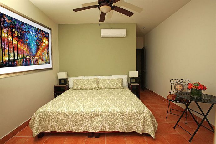 Imagen de los exteriores del Hotel Mariamar Suites. Foto 10