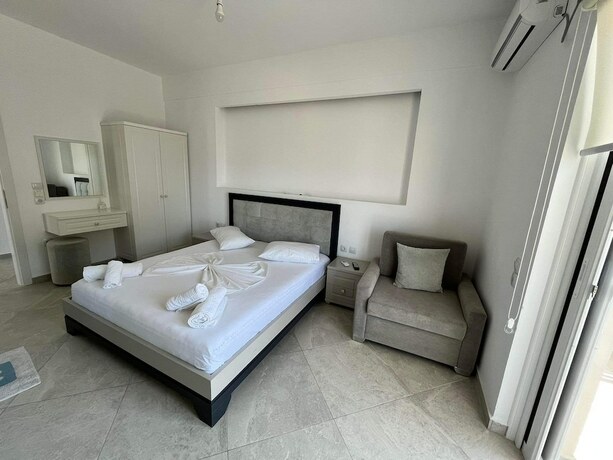 Imagen general del Hotel Mariana Apartments. Foto 4
