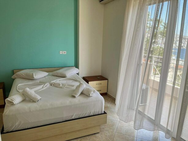 Imagen general del Hotel Mariana Apartments. Foto 5