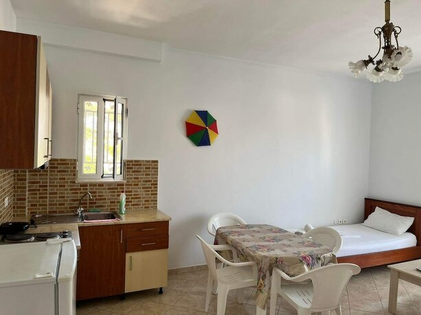 Imagen general del Hotel Mariana Apartments. Foto 8