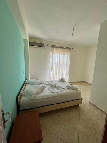 Imagen de la habitación del Hotel Mariana Apartments. Foto 20