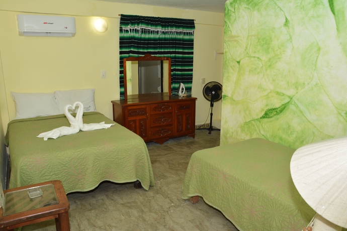 Imagen de la habitación del Hotel Mariana Beach. Foto 2