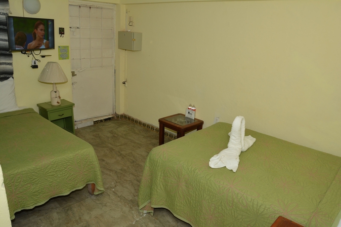 Imagen de la habitación del Hotel Mariana Beach. Foto 12