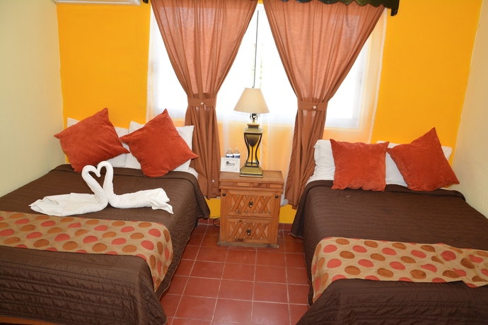 Imagen de la habitación del Hotel Mariana Beach. Foto 16