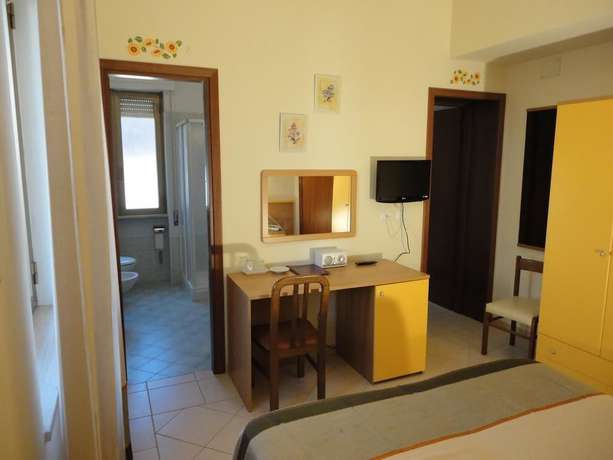 Imagen de la habitación del Hotel Mariani, Camaiore. Foto 12