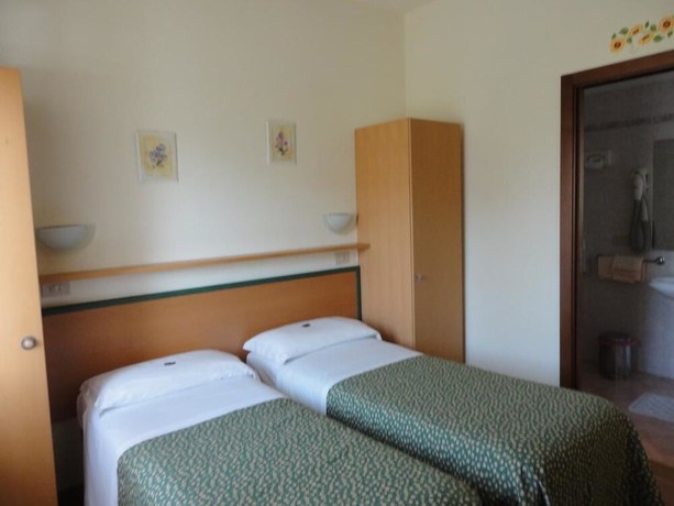 Imagen de la habitación del Hotel Mariani, Camaiore. Foto 13
