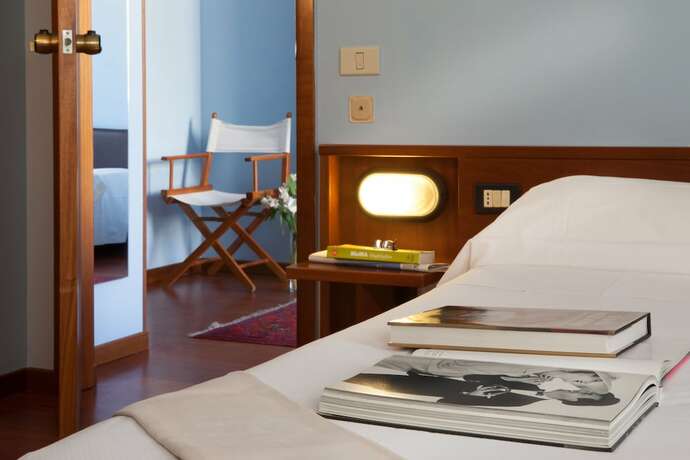 Imagen de la habitación del Hotel Mariani. Foto 16