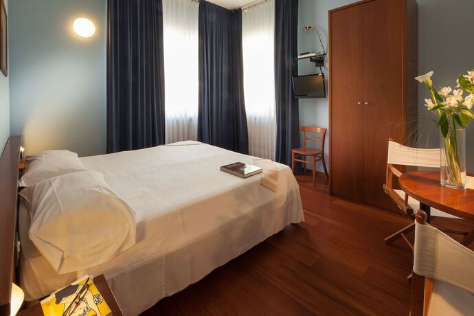 Imagen general del Hotel Mariani, Jesi. Foto 10