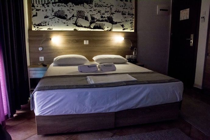 Imagen de la habitación del Hotel Marianna, Alejandr&oacute;polis. Foto 2