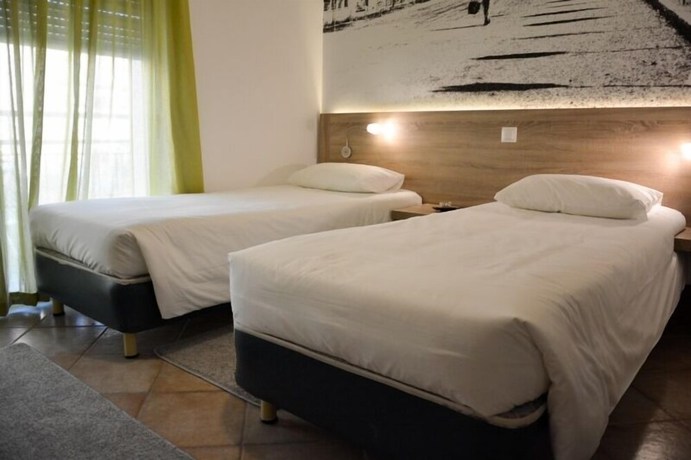 Imagen de la habitación del Hotel Marianna, Alejandr&oacute;polis. Foto 6