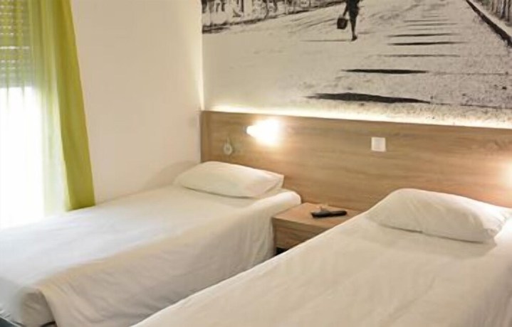 Imagen de la habitación del Hotel Marianna, Alejandr&oacute;polis. Foto 13