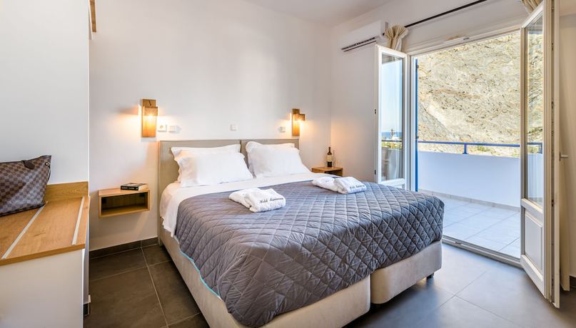 Imagen de la habitación del Hotel Marianna, Santorini. Foto 11