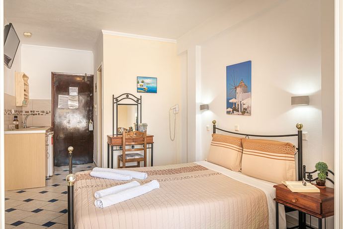 Imagen de la habitación del Hotel Marianna, Santorini. Foto 14