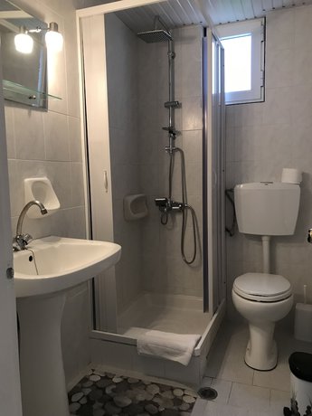 Imagen de la habitación del Hotel Marianna Studios. Foto 8