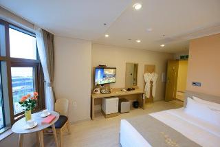 Imagen general del Hotel Marianne. Foto 4