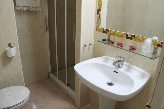 Imagen de la habitación del Hotel Mariano, Córdoba. Foto 5