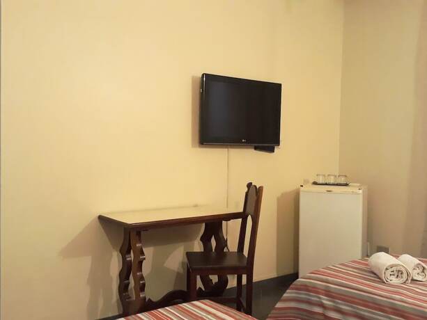 Imagen de la habitación del Hotel Mariano Palace. Foto 17