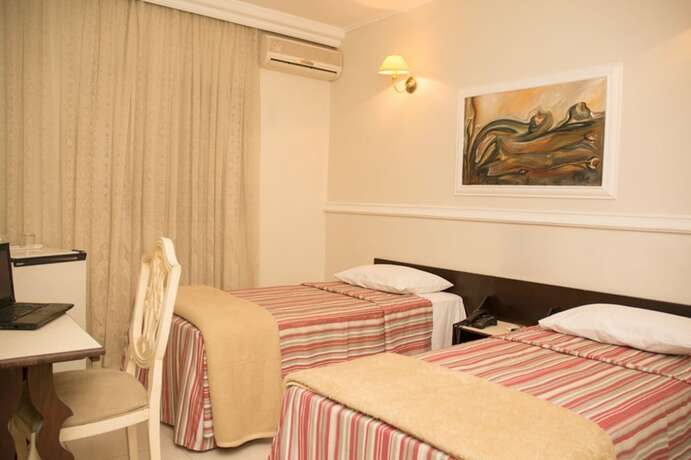 Imagen de la habitación del Hotel Mariano Palace. Foto 22