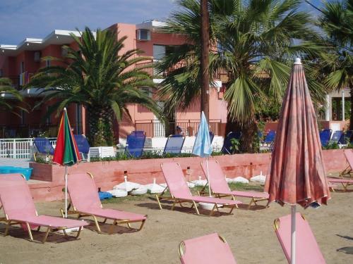 Imagen general del Hotel Maria\'s Beach. Foto 6