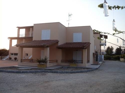 Imagen general del Hotel Maria's Filoxenia Suites. Foto 3