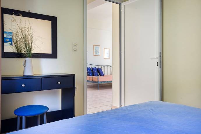 Imagen de la habitación del Hotel Marias Garden Apartments. Foto 2