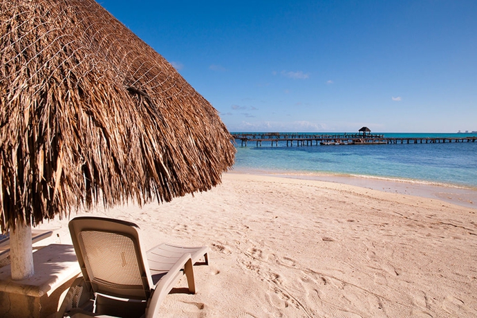 Imagen de los exteriores del Hotel Maria's Kan Kin With Private Beach. Foto 16