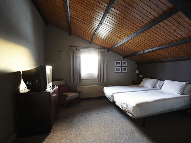Imagen de la habitación del Hotel Maribel Sierra Nevada. Foto 9