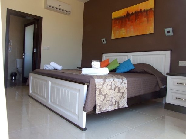 Imagen de la habitación del Hotel Mariblu. Foto 14