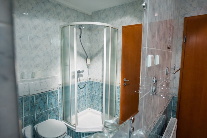 Imagen de la habitación del Hotel Maribor Inn. Foto 5