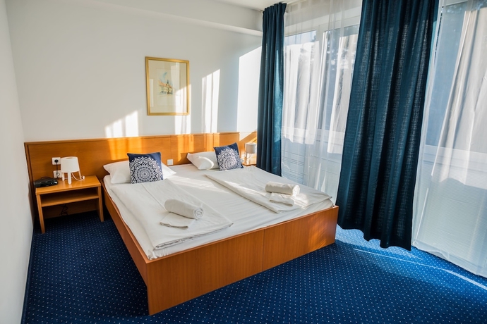 Imagen de la habitación del Hotel Maribor Inn. Foto 8