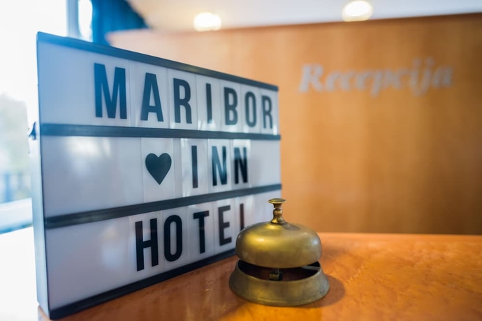 Imagen de los interiores del Hotel Maribor Inn. Foto 17