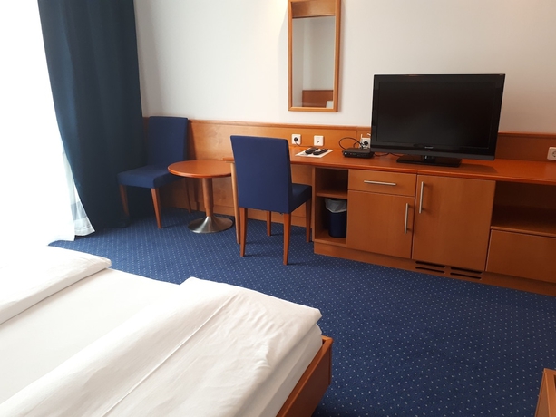 Imagen de la habitación del Hotel Maribor Inn. Foto 12