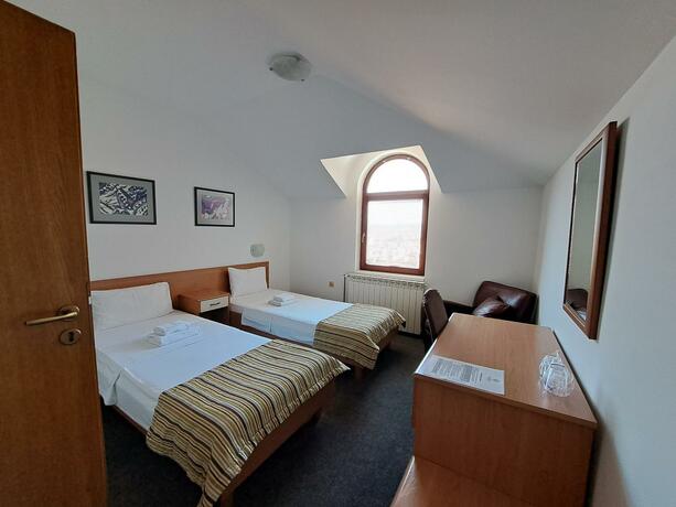 Imagen general del Hotel Marica. Foto 54