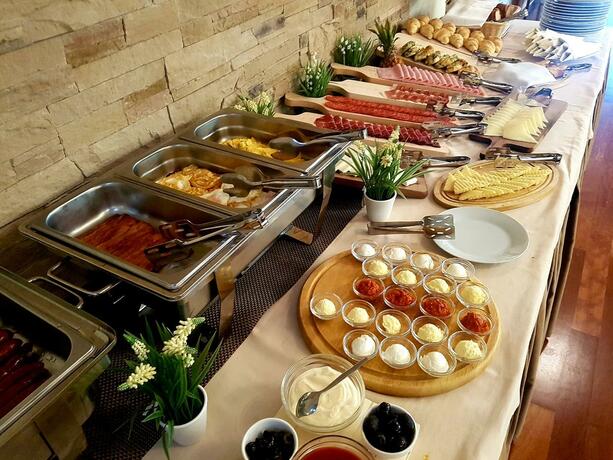 Imagen general del Hotel Marica. Foto 63