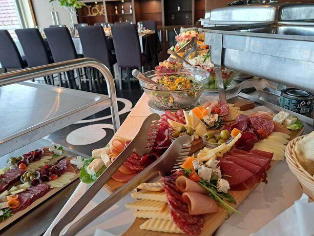 Imagen general del Hotel Marica. Foto 99