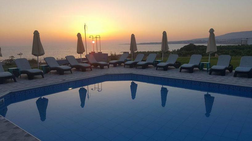 Imagen de la piscina del Hotel Marica's Boutique. Foto 8