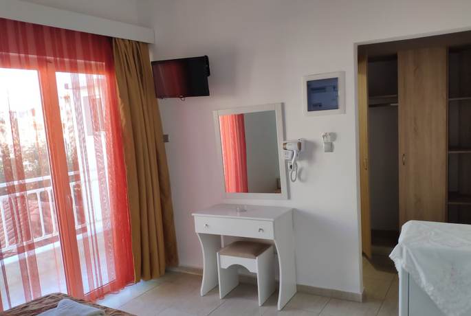 Imagen de la habitación del Hotel Marie, Cos. Foto 7