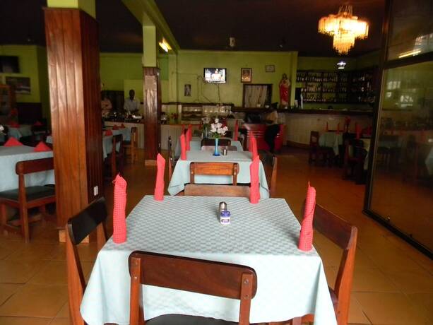 Imagen del bar/restaurante del Hotel Marie, Kampala. Foto 2