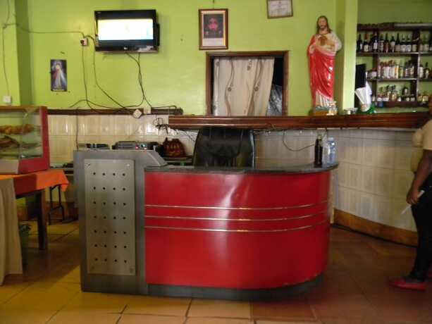 Imagen de los interiores del Hotel Marie, Kampala. Foto 11