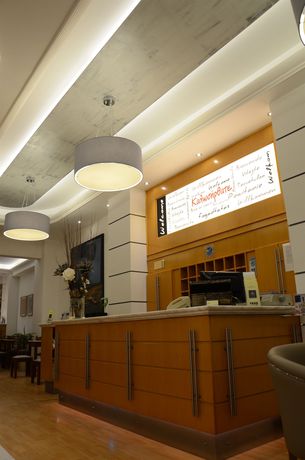 Imagen de los interiores del Hotel Marie Palace. Foto 13