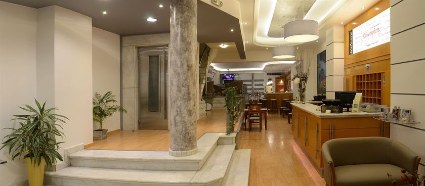 Imagen de los interiores del Hotel Marie Palace. Foto 14