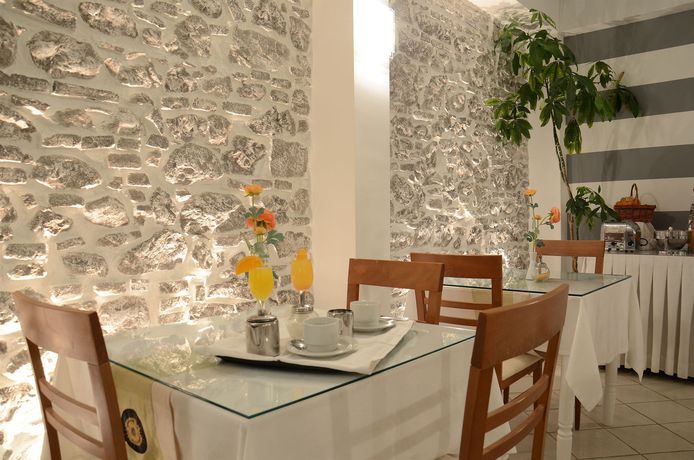 Imagen de los interiores del Hotel Marie Palace. Foto 15