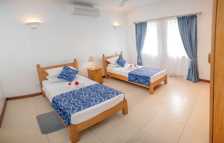 Imagen de la habitación del Hotel Marie-Laure Suites. Foto 5