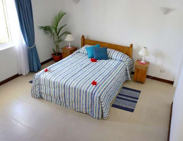 Imagen de la habitación del Hotel Marie-Laure Suites. Foto 9