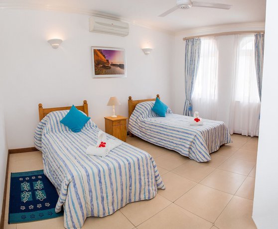 Imagen de la habitación del Hotel Marie-Laure Suites. Foto 15