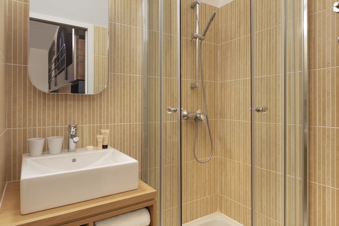 Imagen de la habitación del Hotel Marielle. Foto 11